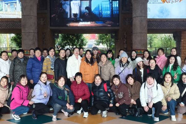 宜春公路建設(shè)集團開展  “三八”婦女節(jié)系列活動